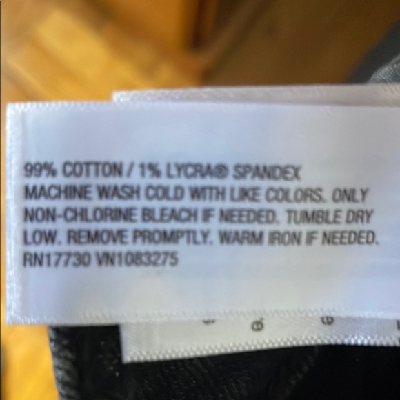 Universal Thread Black Denim Skirt sz 12, new - Picture 8 of 8